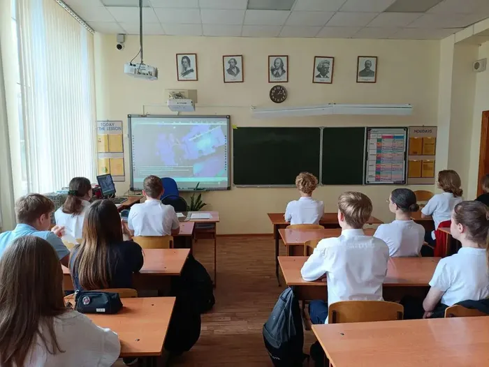 image-17-11-25-12-49-3